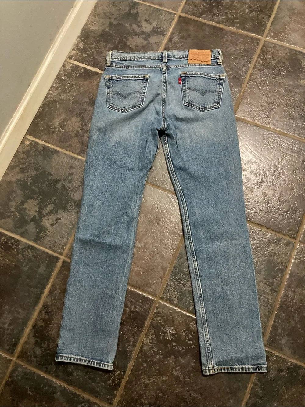 Levi’s 511 Slim Fit Men's Light Blue Distressed Straight-Leg Jeans Size 30”x30”